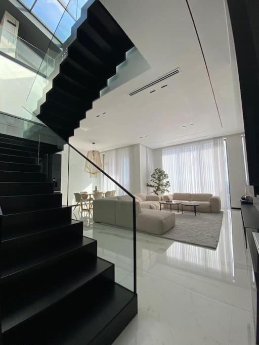 Apartamento Luxury Penthouse Prishtina Pristina Exterior foto